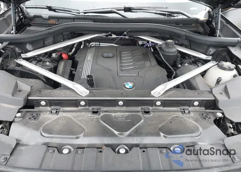 2022 BMW X5 xDrive40I z USA, uszkodzony, nr VIN 5UXCR6C07N9K62083